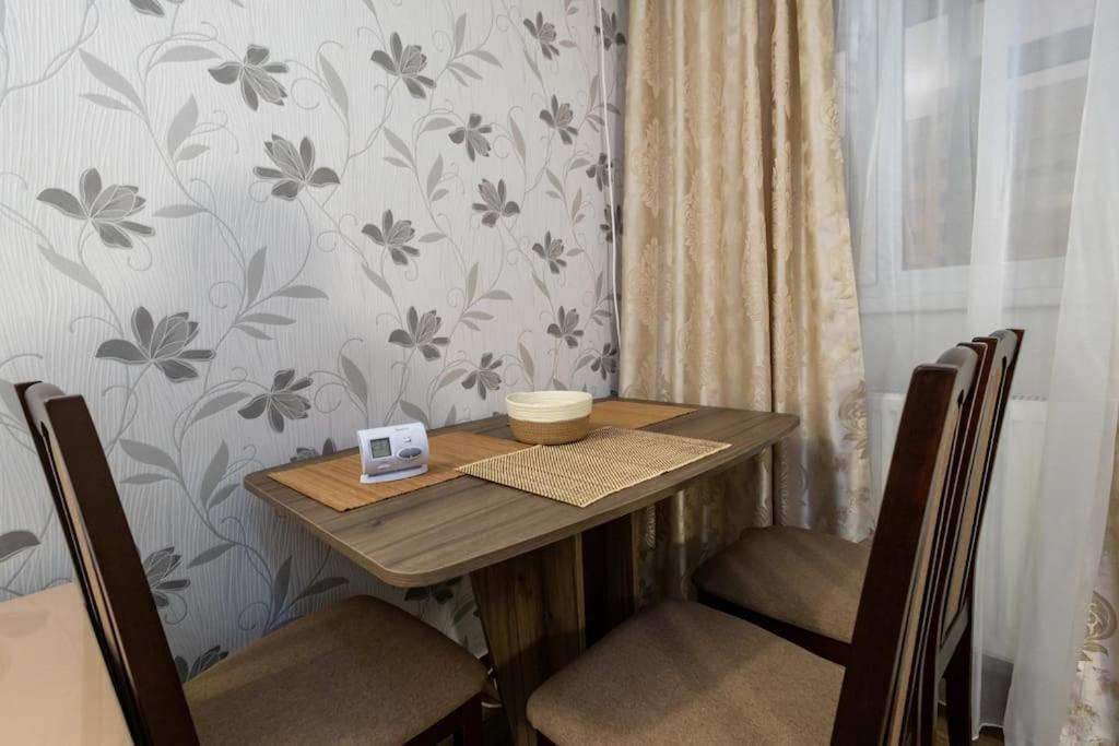 Luxury Radox Apartment Park 1 Bz Buzău Buitenkant foto